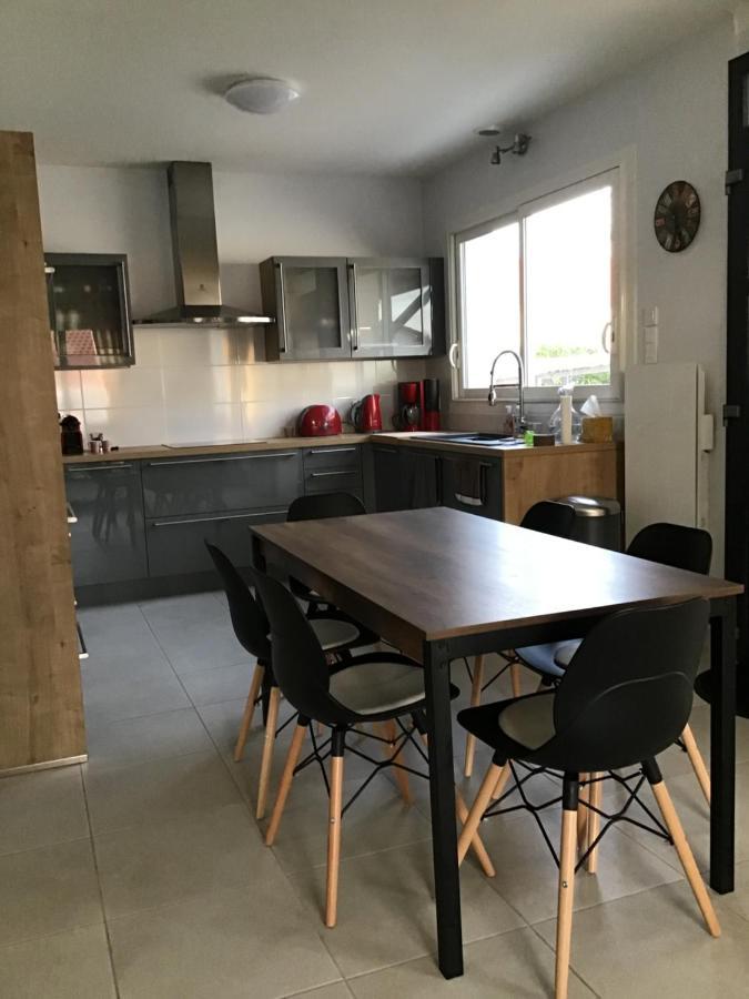 Charmante Maison Idealement Situee Сен-Жиль-Круа-де-Ви Экстерьер фото