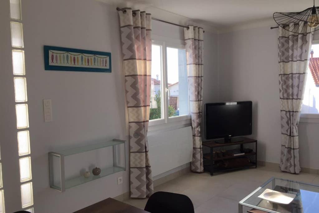 Charmante Maison Idealement Situee Сен-Жиль-Круа-де-Ви Экстерьер фото